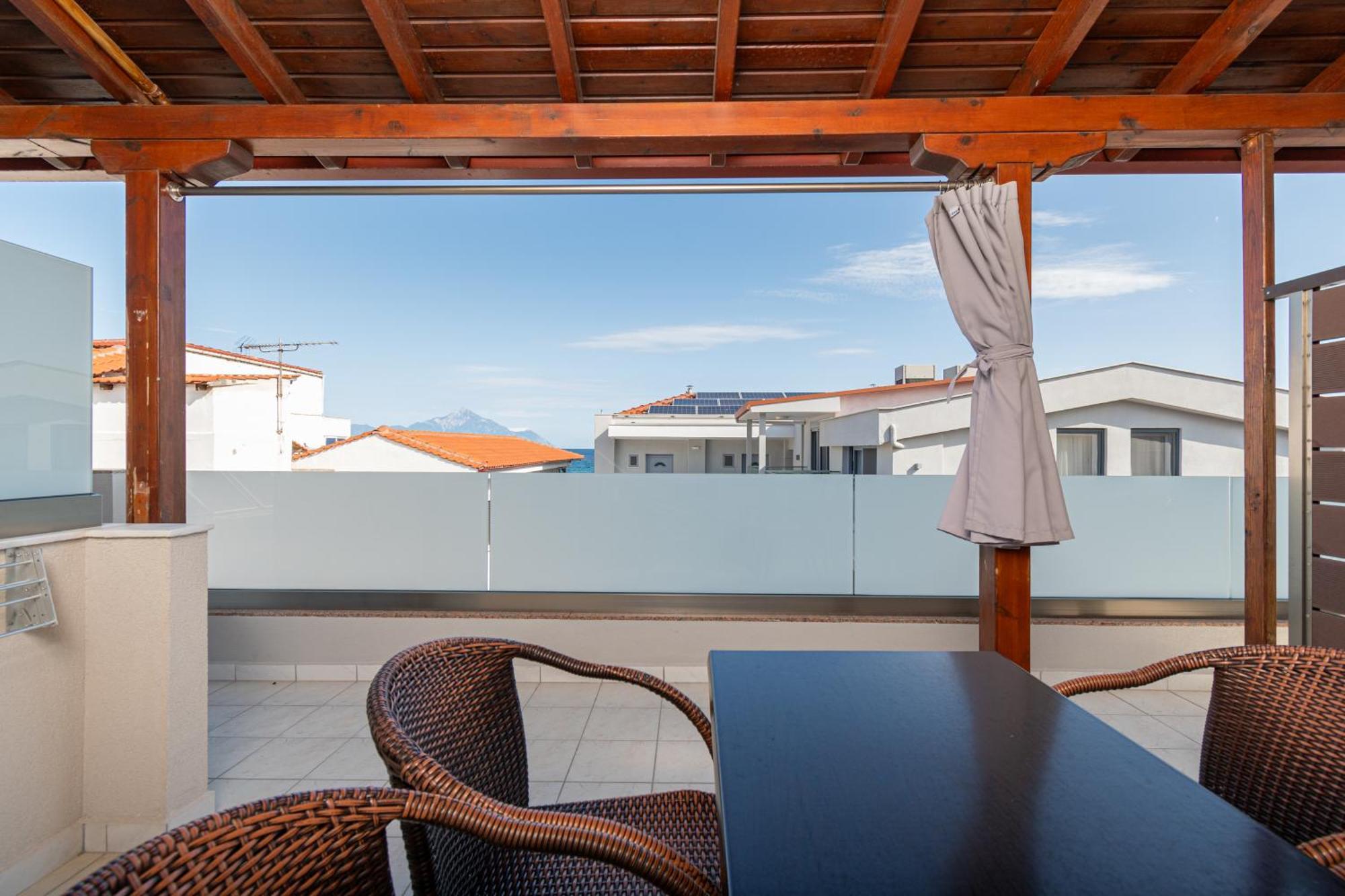 Villa Zoe On The Beach Sarti Exteriér fotografie